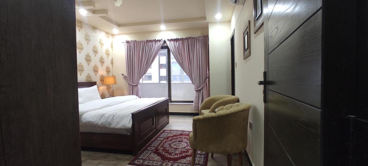 Hotel Daffodils Rawalpindi Esterno foto