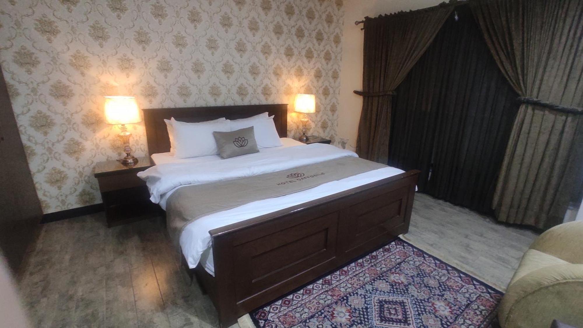 Hotel Daffodils Rawalpindi Esterno foto