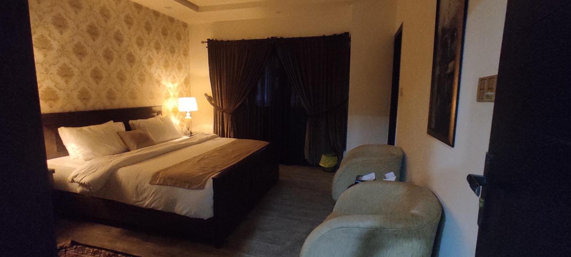 Hotel Daffodils Rawalpindi Esterno foto